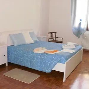 Casa 21 Bed & Breakfast
